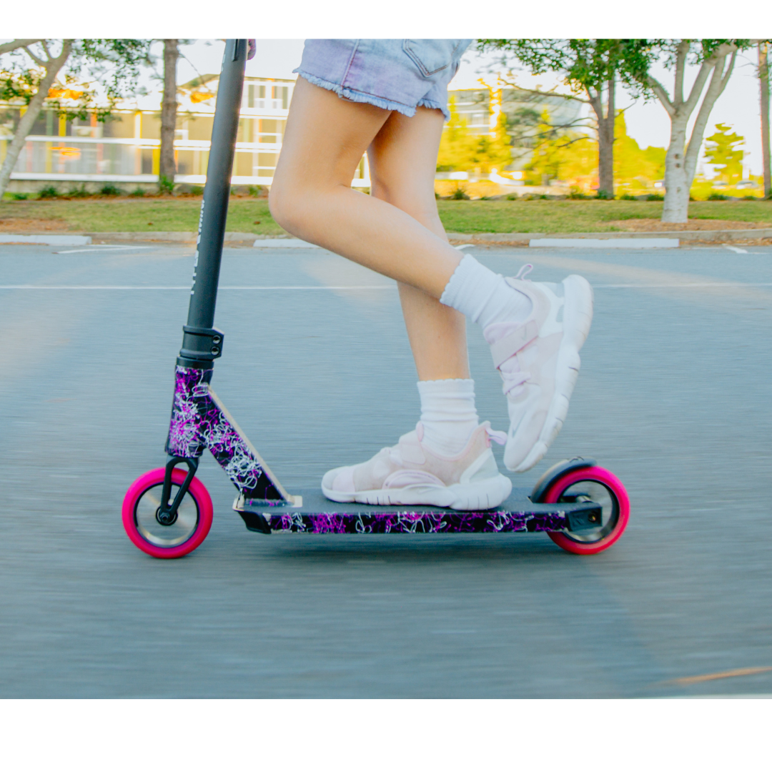 Type R Mini Scooter - Pink Splatter